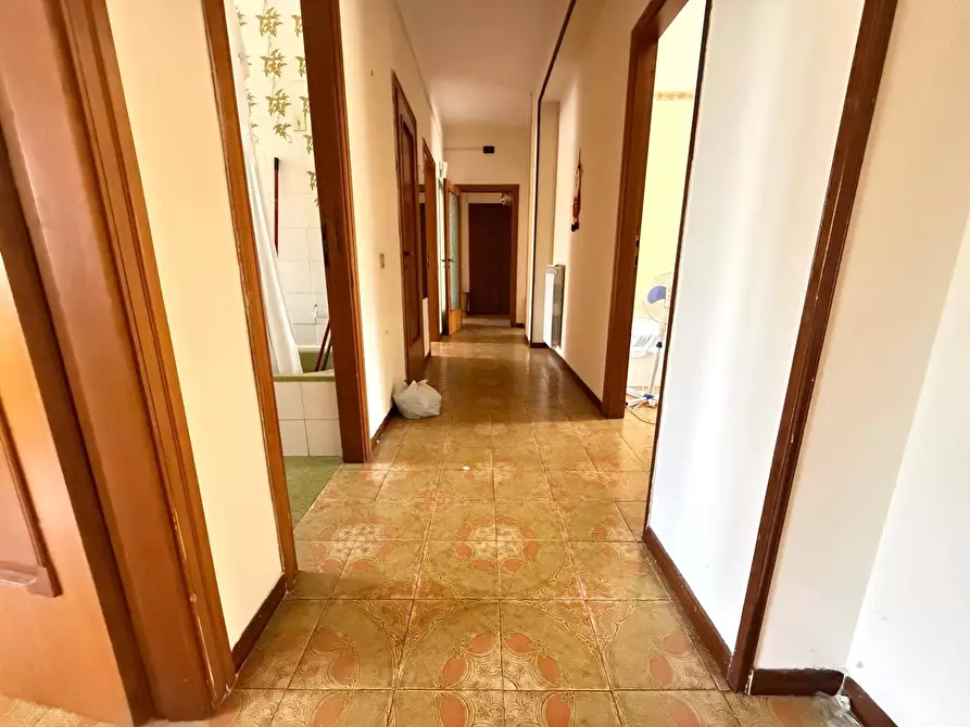 Immagine 16 di Appartamento in vendita  in Via Ferrarecce 197 a Caserta
