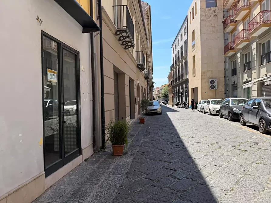 Immagine 11 di Negozio in affitto  in Via Leonetti 16 a Caserta