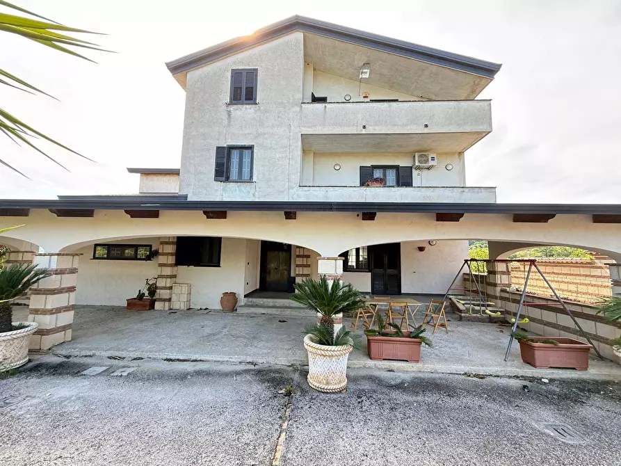 Immagine 2 di Villa in vendita  in Strada  Provinciale  Santa Lucia Montegarofalo 6 a Caiazzo