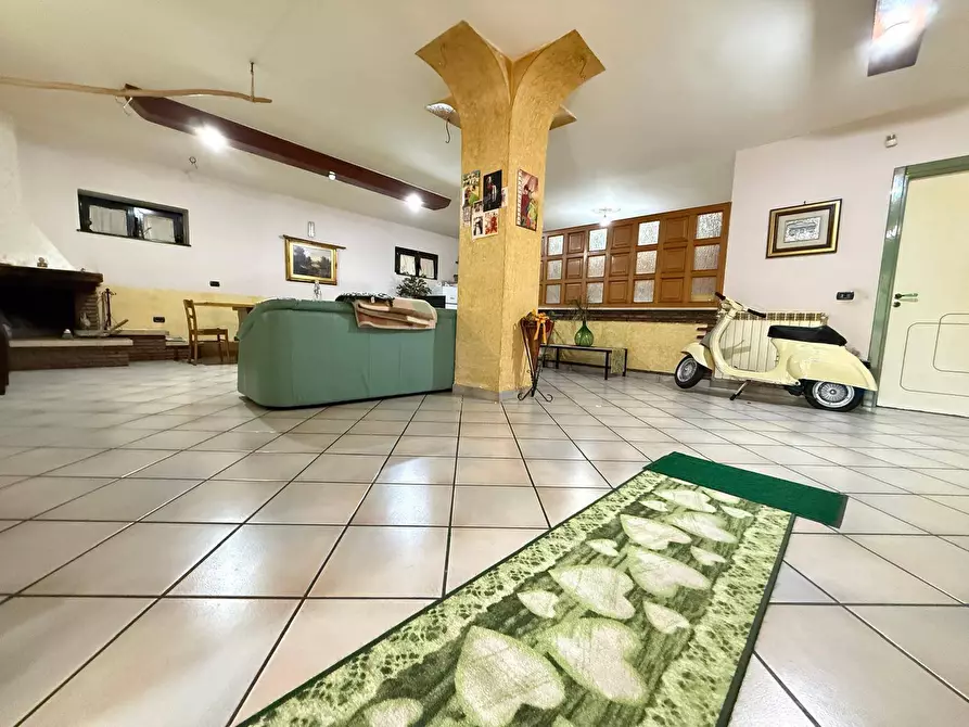 Immagine 6 di Villa in vendita  in Strada  Provinciale  Santa Lucia Montegarofalo 6 a Caiazzo