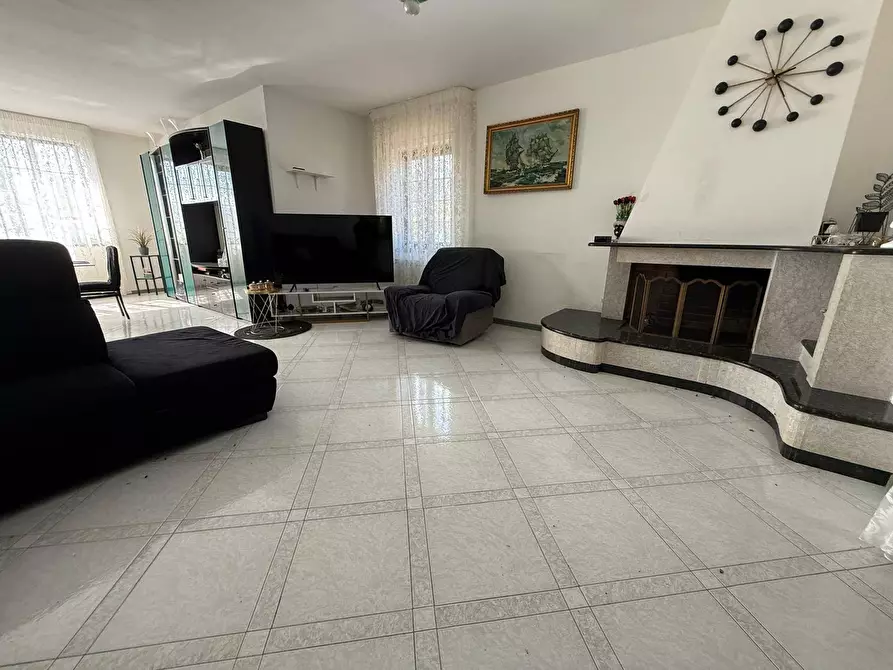 Immagine 20 di Villa in vendita  in Strada  Provinciale  Santa Lucia Montegarofalo 6 a Caiazzo