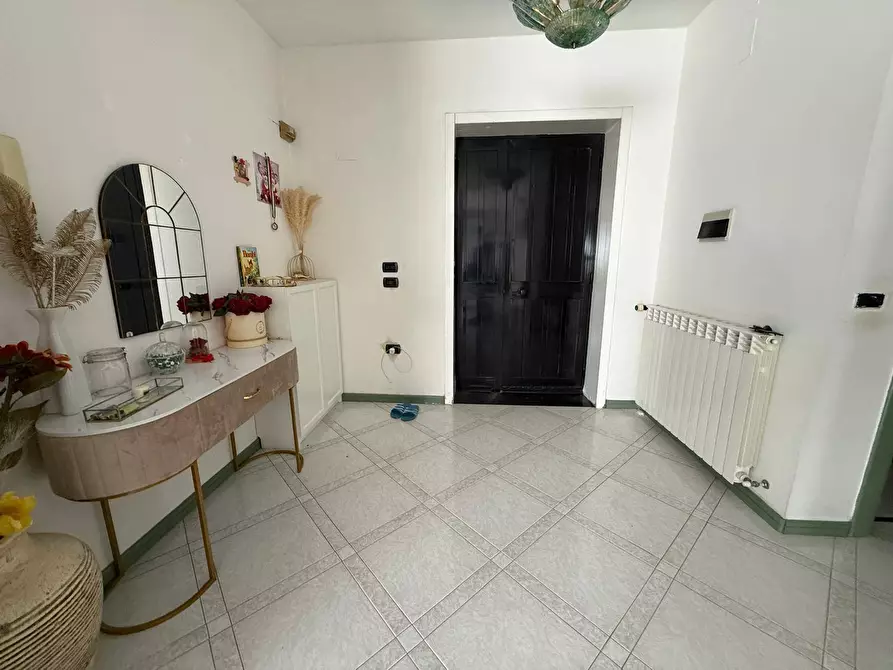 Immagine 26 di Villa in vendita  in Strada  Provinciale  Santa Lucia Montegarofalo 6 a Caiazzo