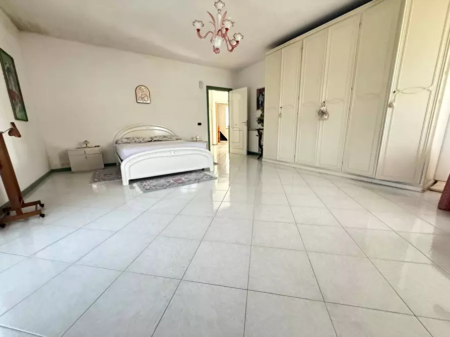 Immagine 31 di Villa in vendita  in Strada  Provinciale  Santa Lucia Montegarofalo 6 a Caiazzo