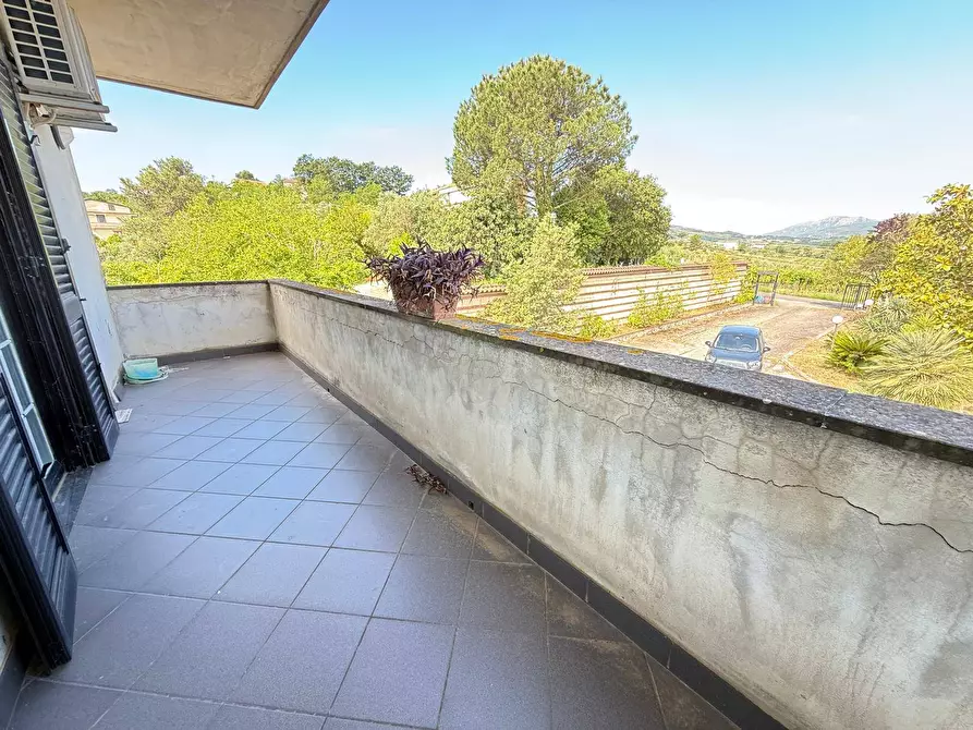 Immagine 50 di Villa in vendita  in Strada  Provinciale  Santa Lucia Montegarofalo 6 a Caiazzo
