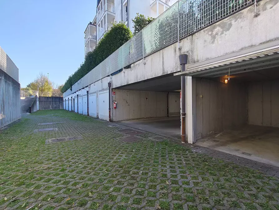 Immagine 15 di Appartamento in vendita  in Via A. Grandi 17 a Gallarate