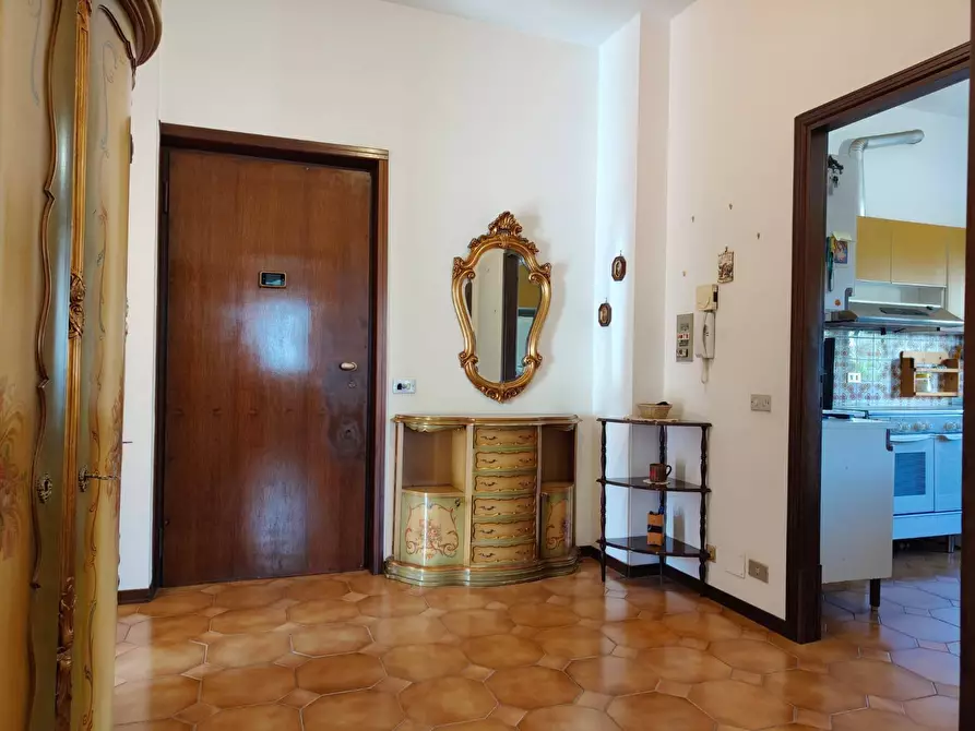 Immagine 5 di Appartamento in vendita  in Via Sant'Ambrogio 2 a Gallarate