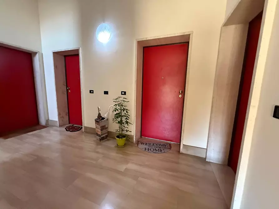 Immagine 27 di Appartamento in vendita  in Vicolo Reame di Napoli 16 a Caserta