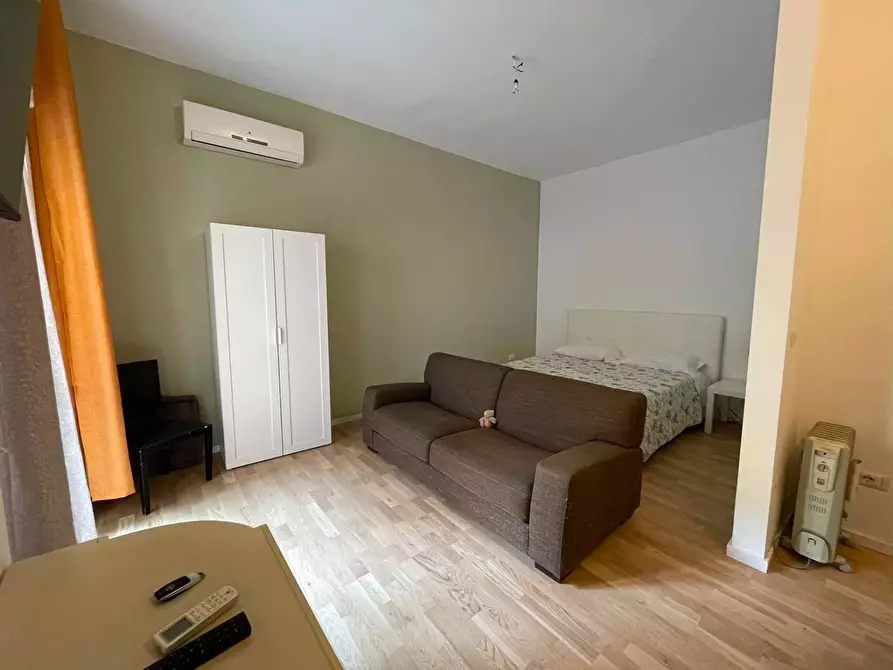 Immagine 6 di Appartamento in affitto  in Via Roma 114 a Caserta