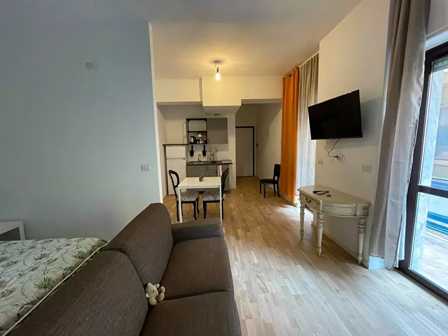 Immagine 11 di Appartamento in affitto  in Via Roma 114 a Caserta