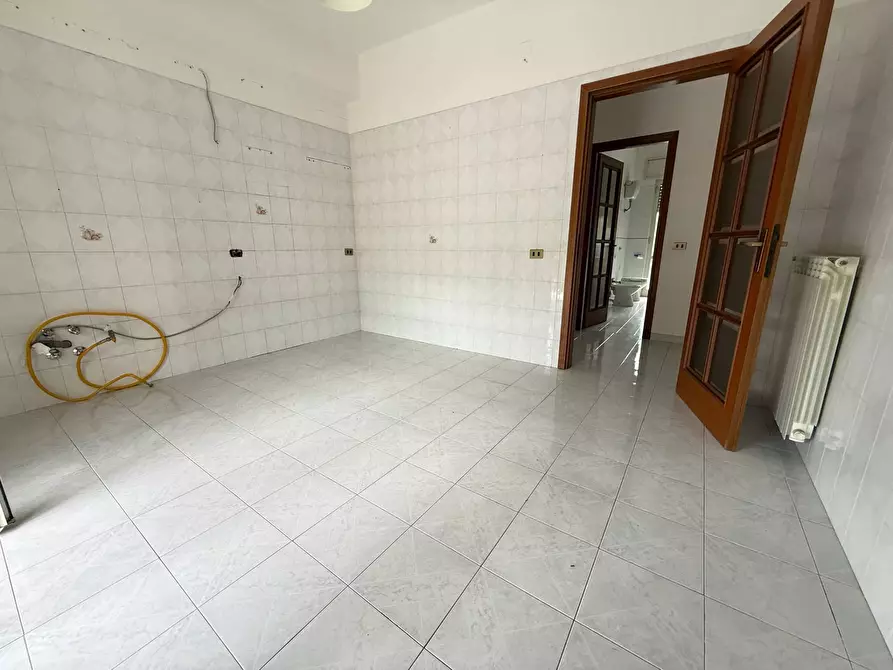 Immagine 14 di Appartamento in affitto  in Via Assunta 46 a Caserta