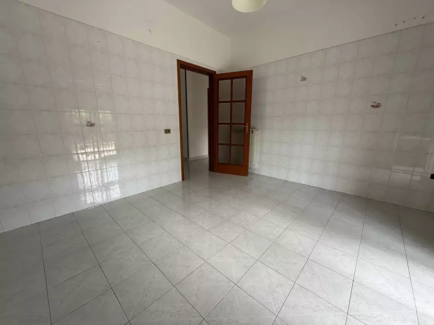 Immagine 15 di Appartamento in affitto  in Via Assunta 46 a Caserta