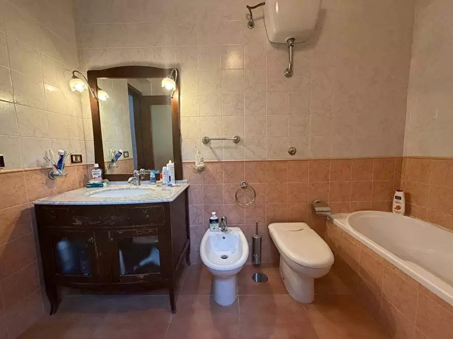 Immagine 16 di Casa indipendente in affitto  in Via San Francesco d'Assisi a Maddaloni