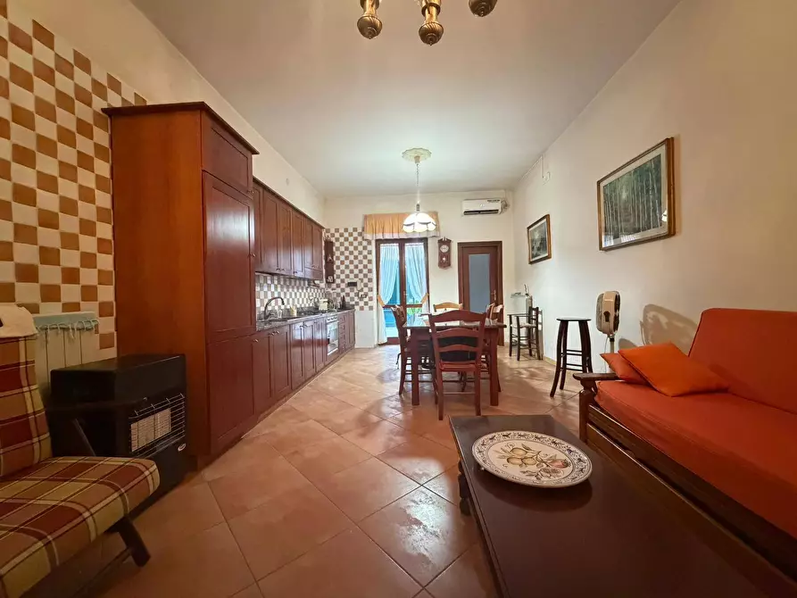Immagine 5 di Casa indipendente in affitto  in Via San Francesco d'Assisi a Maddaloni