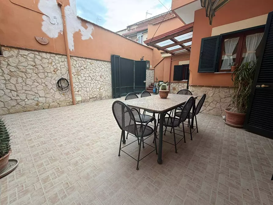 Immagine 2 di Casa indipendente in affitto  in Via San Francesco d'Assisi a Maddaloni