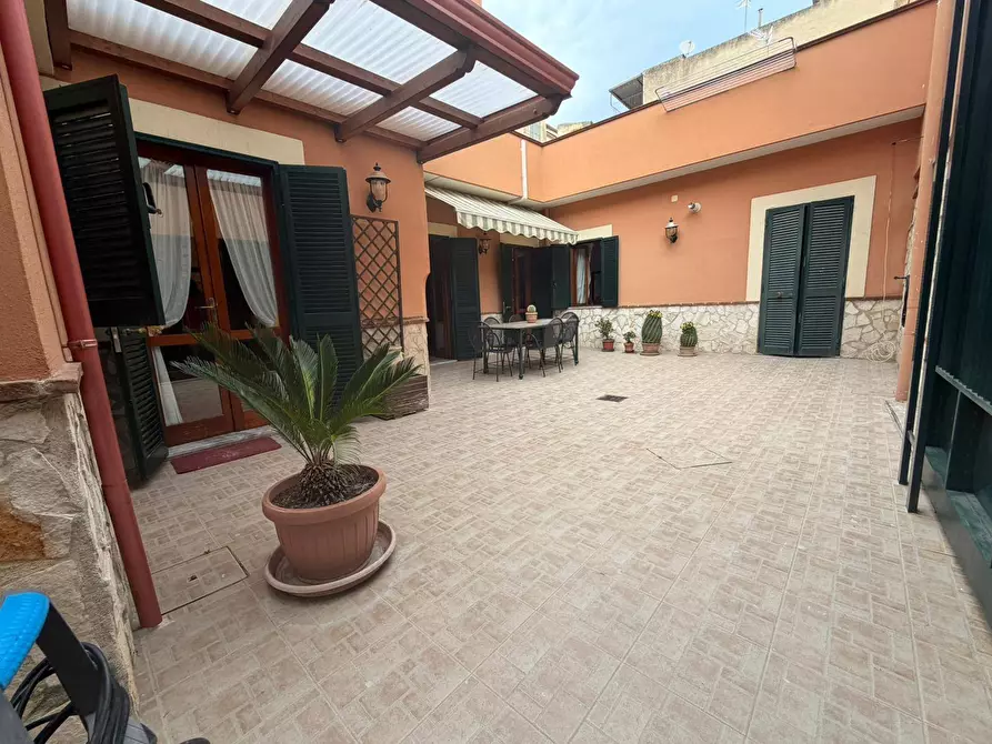Immagine 13 di Casa indipendente in affitto  in Via San Francesco d'Assisi a Maddaloni