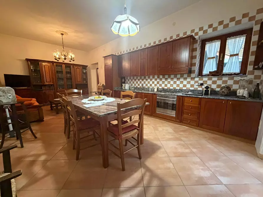 Immagine 3 di Casa indipendente in affitto  in Via San Francesco d'Assisi a Maddaloni