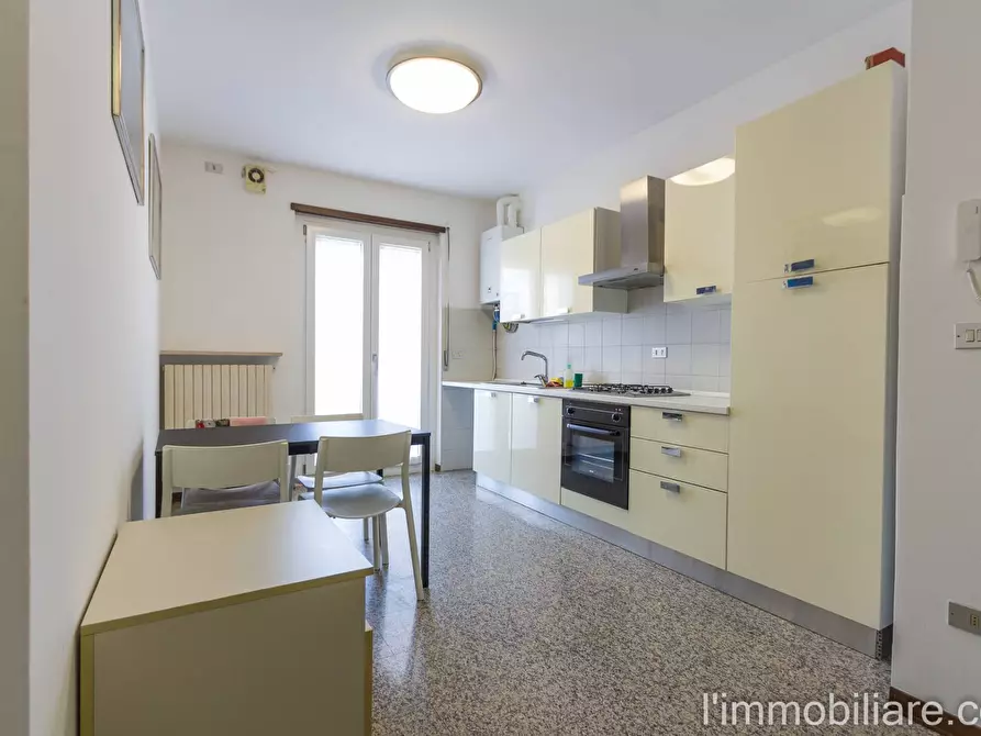 Immagine 2 di Appartamento in affitto  in Largo Ca' Di Cozzi a Verona