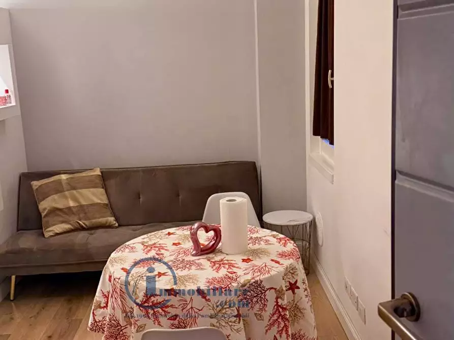 Immagine 4 di Appartamento in affitto  in vi Bessarione 16 a Milano