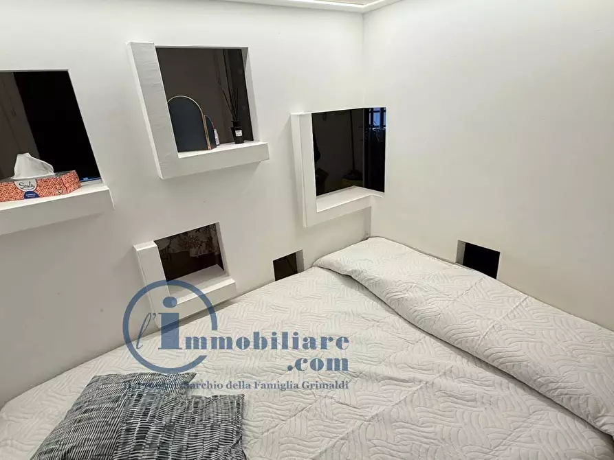 Immagine 15 di Appartamento in affitto  in vi Bessarione 16 a Milano