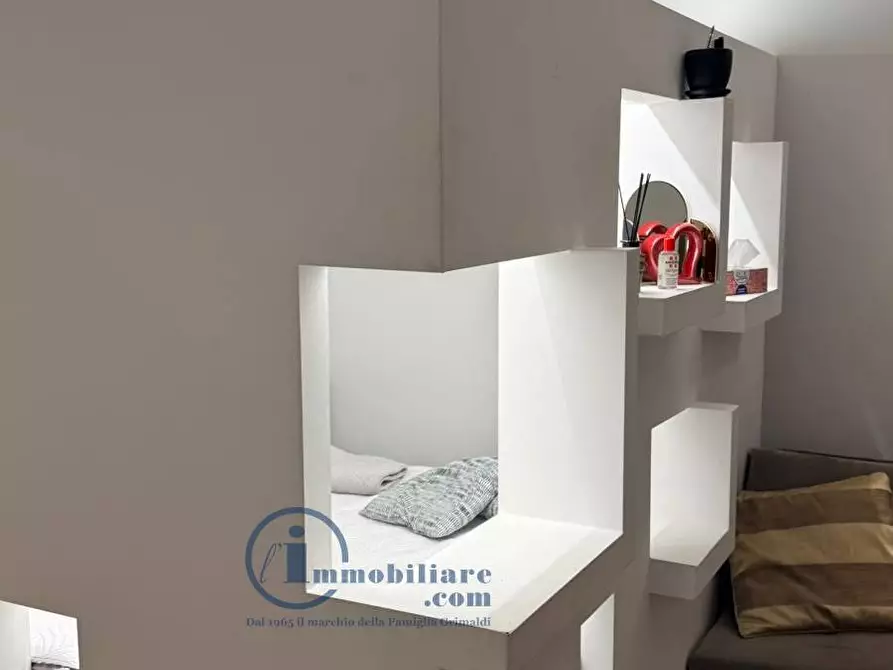 Immagine 6 di Appartamento in affitto  in vi Bessarione 16 a Milano