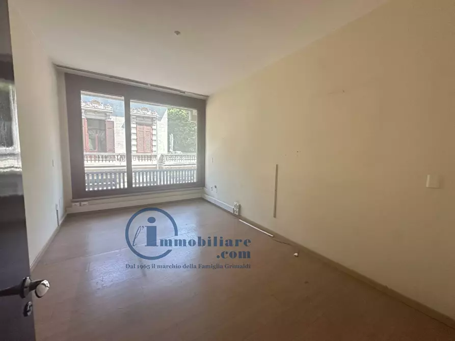 Immagine 12 di Ufficio in vendita  in Via PIER CANDIDO DECEMBRIO 20 a Vigevano