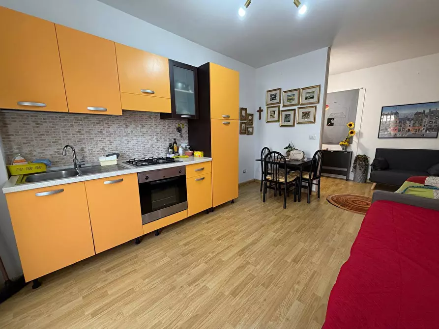 Immagine 2 di Appartamento in affitto  in Via Niccolini a Caserta