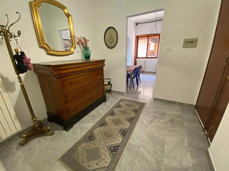 Immagine 2 di Appartamento in vendita  in VIa Ferrarecce 82 a Caserta