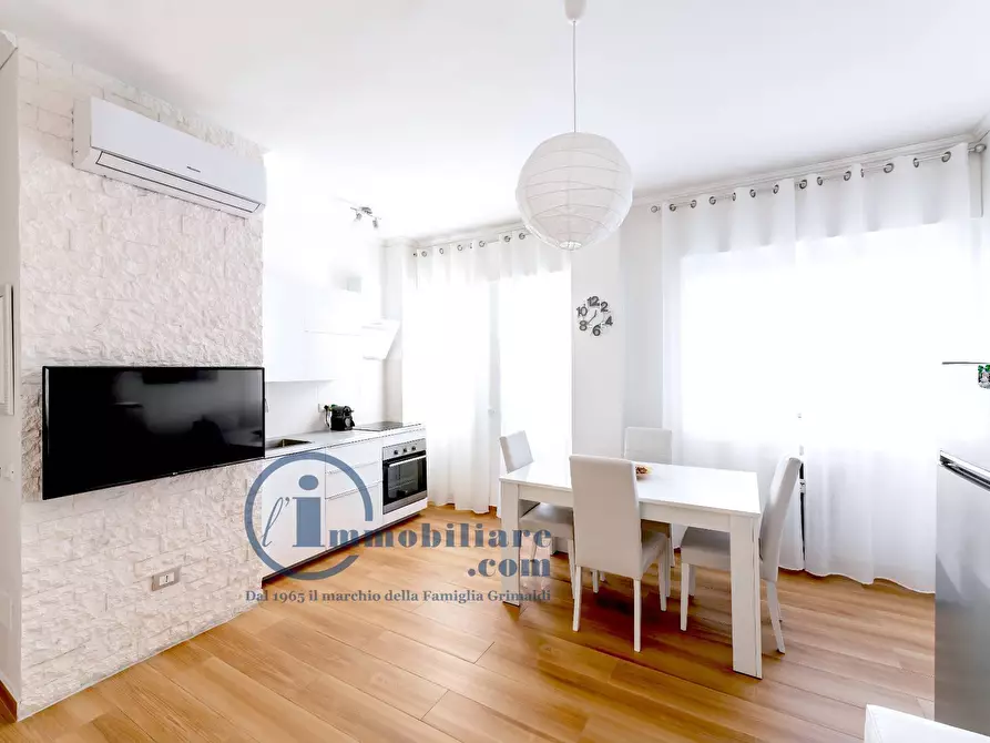 Immagine 3 di Appartamento in affitto  in Viale Cassala 3 a Milano