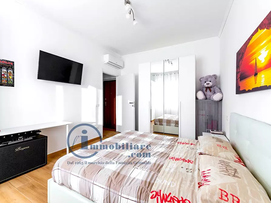 Immagine 8 di Appartamento in affitto  in Viale Cassala 3 a Milano