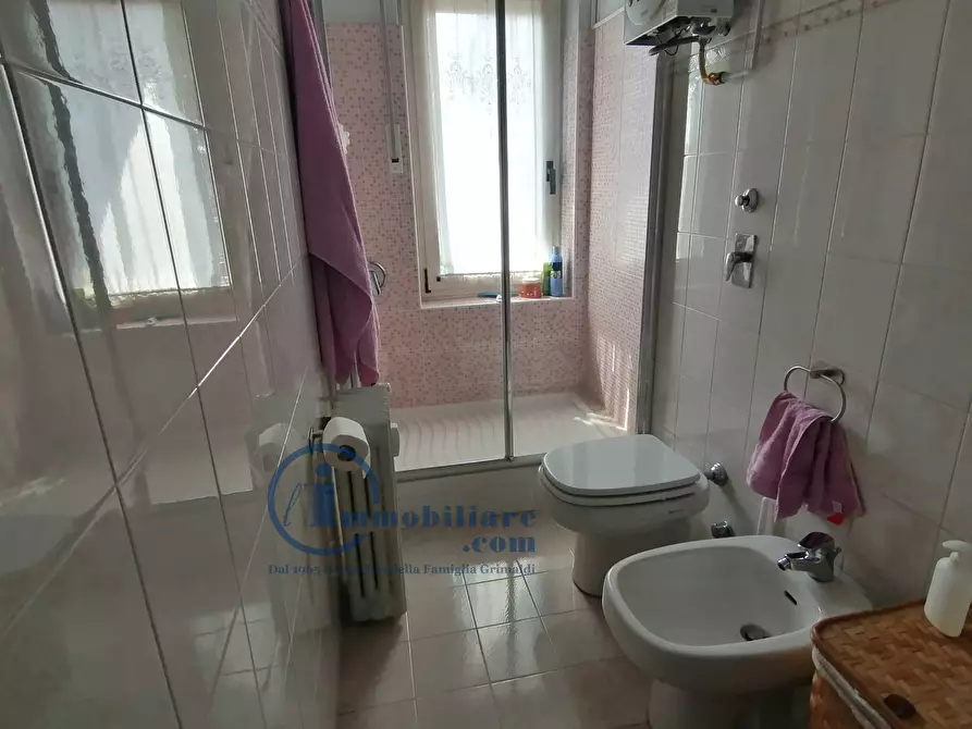 Immagine 15 di Camera in affitto  in Via Lodovico Il Moro 167 a Milano