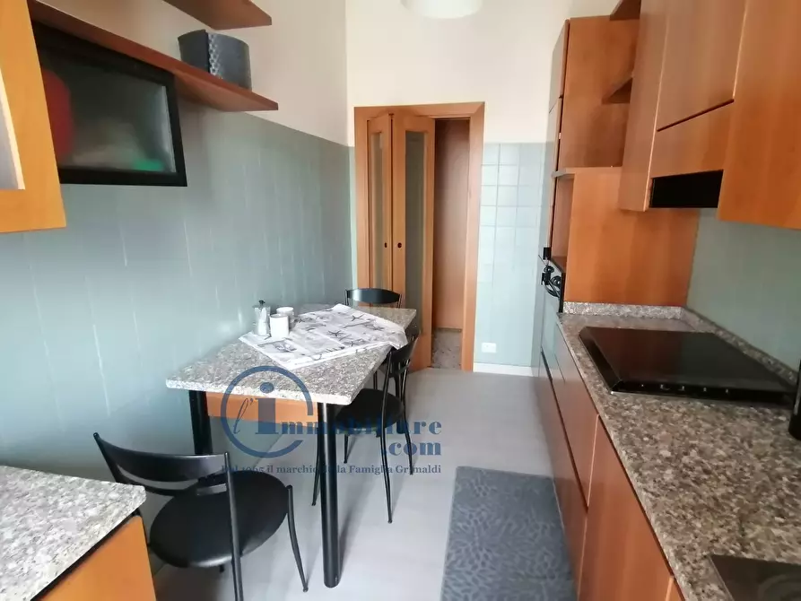 Immagine 21 di Camera in affitto  in Via Lodovico Il Moro 167 a Milano