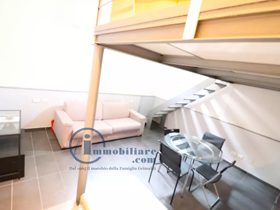 Immagine 3 di Appartamento in affitto  in Via Lodovico Il Moro 159 a Milano
