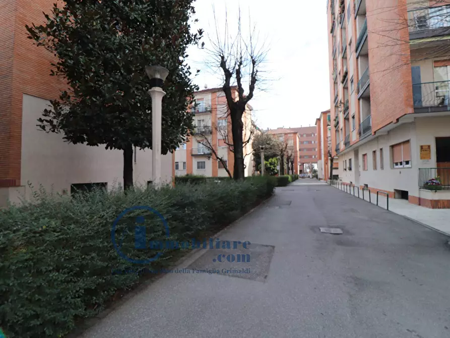 Immagine 22 di Appartamento in affitto  in Via Lodovico Il Moro 159 a Milano