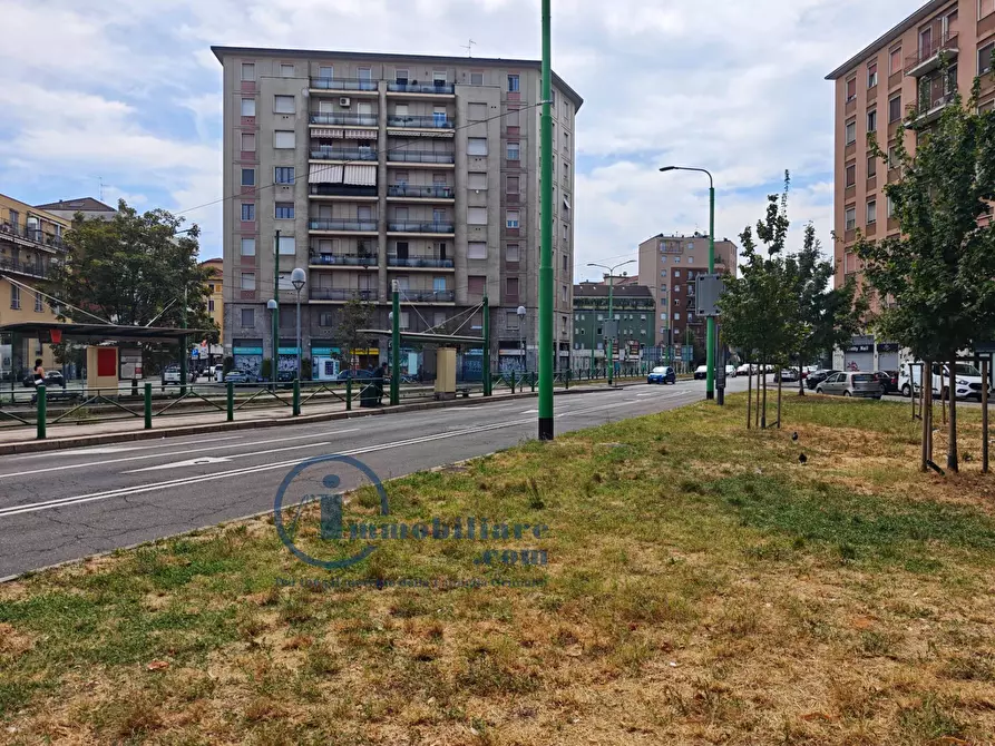 Immagine 37 di Appartamento in affitto  in Piazzale Nizza 5 a Milano