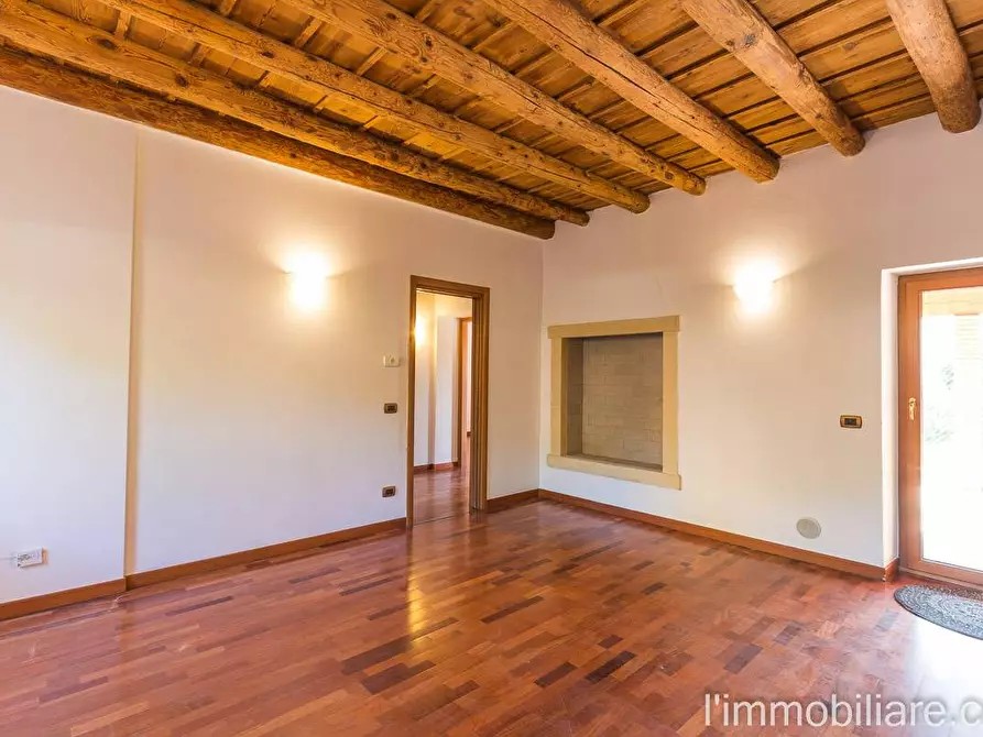 Immagine 2 di Appartamento in vendita  in Via Gazzo 9 a Verona