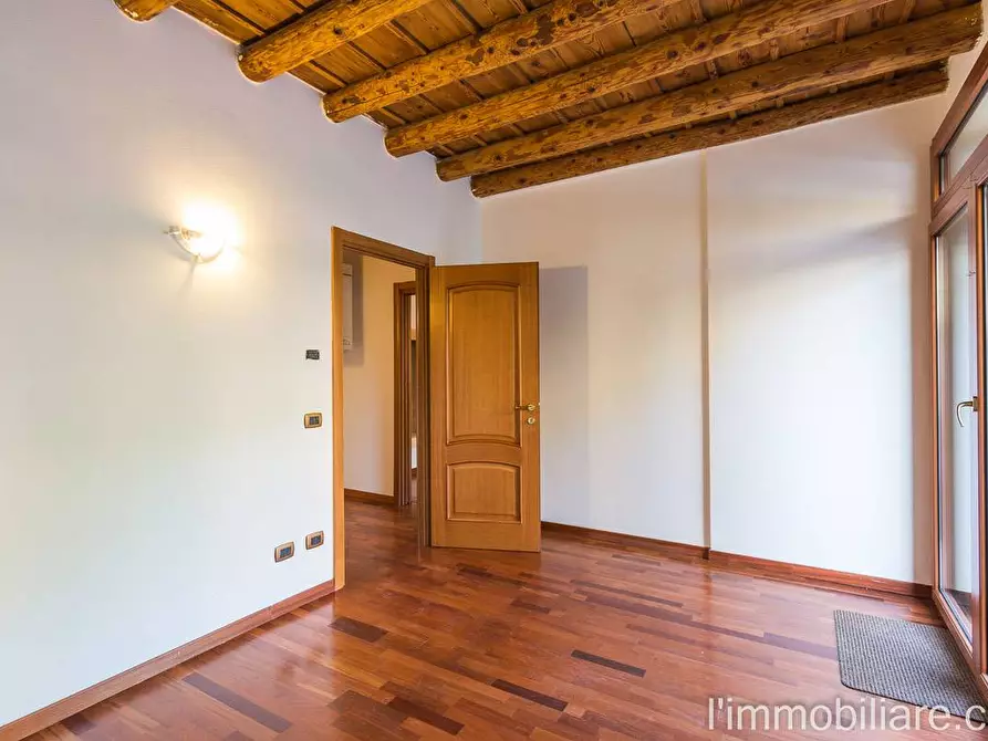 Immagine 15 di Appartamento in vendita  in Via Gazzo 9 a Verona