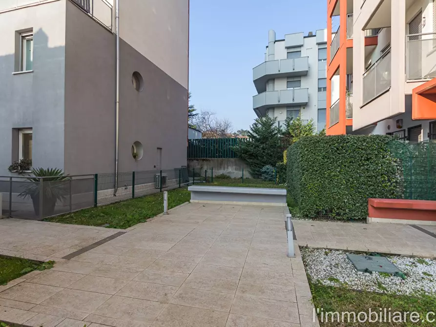 Immagine 1 di Appartamento in vendita  in Via Saval 3 a Verona