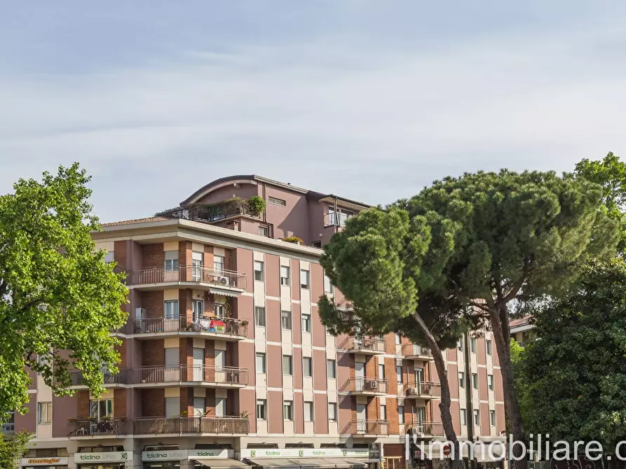 Immagine 15 di Appartamento in vendita  in Piazzale Aristide Stefani 8 a Verona