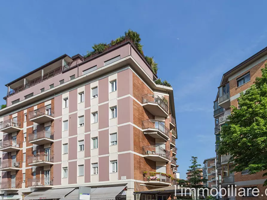 Immagine 19 di Appartamento in vendita  in Piazzale Aristide Stefani 8 a Verona