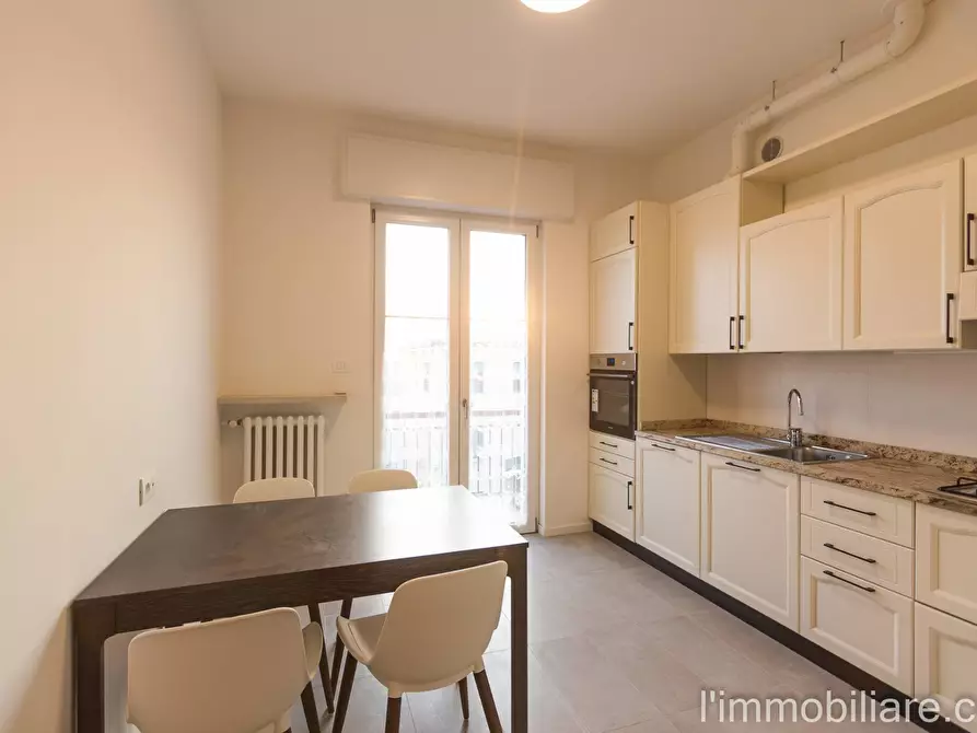 Immagine 3 di Appartamento in affitto  in Via Sergio Failoni 7 a Verona