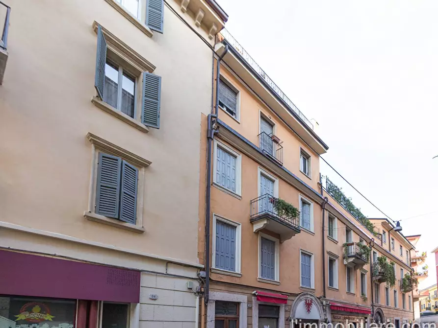 Immagine 23 di Appartamento in affitto  in Via Giovanni Zambelli 18 a Verona