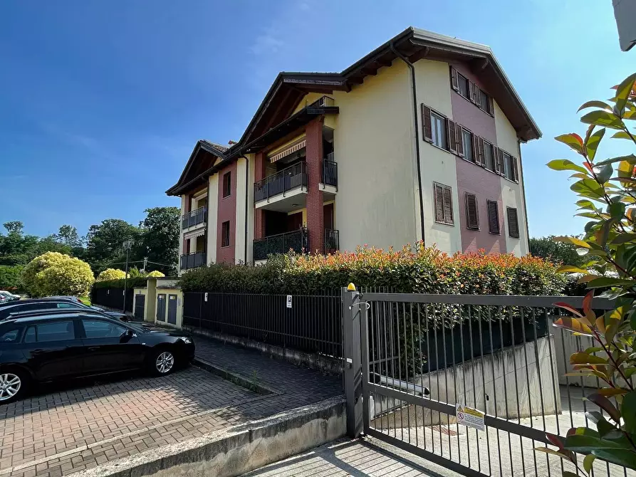 Immagine 14 di Appartamento in vendita  in Via Agusta 441 a Samarate