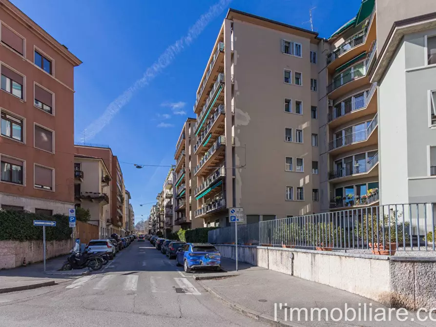 Immagine 10 di Appartamento in vendita  in Via Isonzo 2 a Verona
