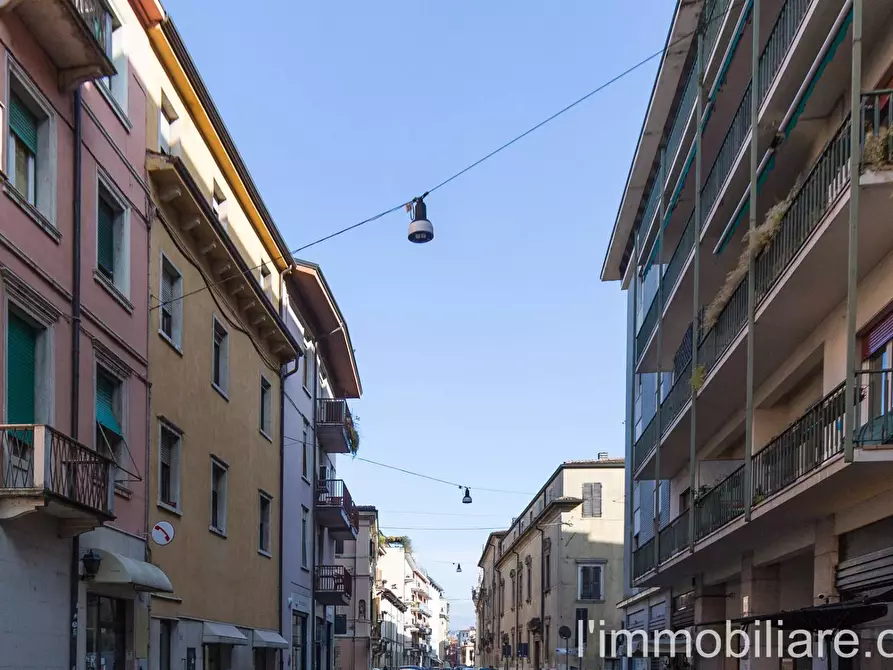 Immagine 7 di Appartamento in vendita  in Via Don Carlo Steeb 21 a Verona