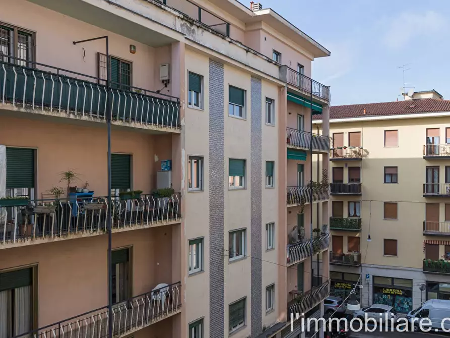 Immagine 1 di Appartamento in vendita  in Via Guglielmo Marconi 60 a Verona