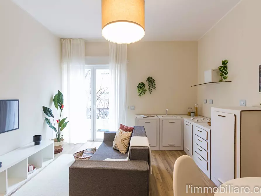 Immagine 3 di Appartamento in vendita  in Via Tolosetto Farinati Degli Uberti 3 a Verona