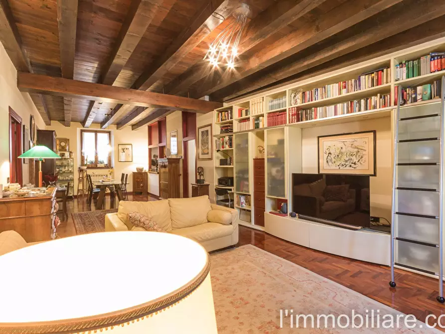 Immagine 11 di Appartamento in vendita  in Via Amanti 13 a Verona