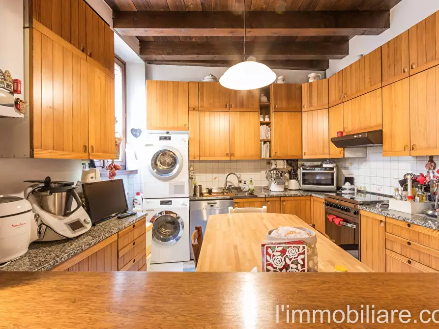 Immagine 13 di Appartamento in vendita  in Via Amanti 13 a Verona