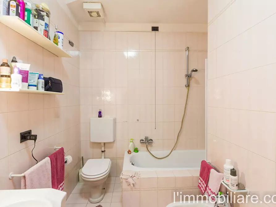 Immagine 29 di Appartamento in vendita  in Via Amanti 13 a Verona