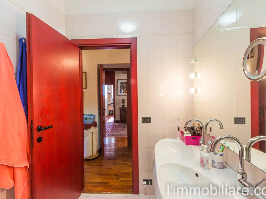 Immagine 30 di Appartamento in vendita  in Via Amanti 13 a Verona